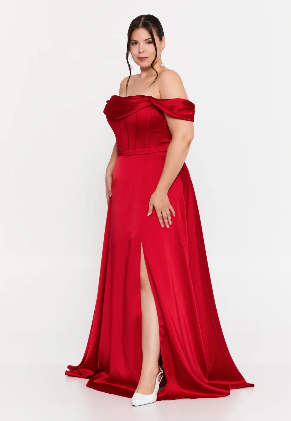 Scarlet Duchess Off-Shoulder Satin Gown (Plus Size)